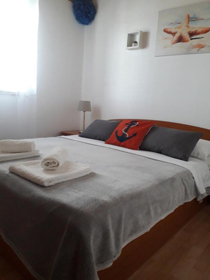 Apartman "Rosa" Vodice Exteriér fotografie