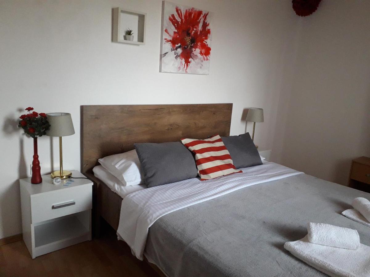 Apartman "Rosa" Vodice Exteriér fotografie